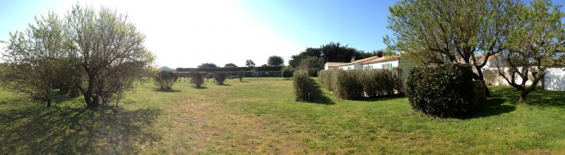 Photo 9 : EXTERIEUR d'une maison située à Sainte-Marie, île de Ré.