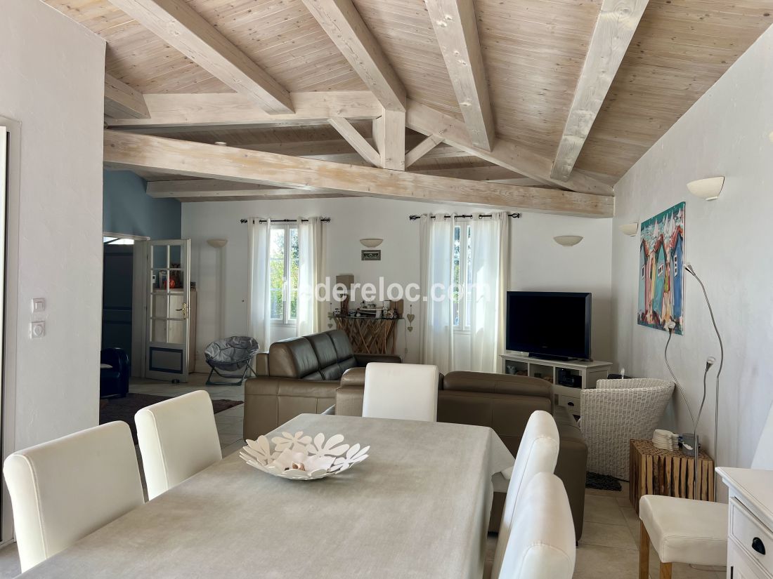 Photo 8 : NC d'une maison situ&eacute;e &agrave; Rivedoux-Plage, &icirc;le de R&eacute;.