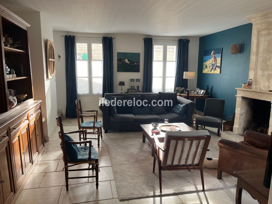 Photo 15 : SEJOUR d'une maison situ&eacute;e &agrave; La Couarde-sur-mer, &icirc;le de R&eacute;.