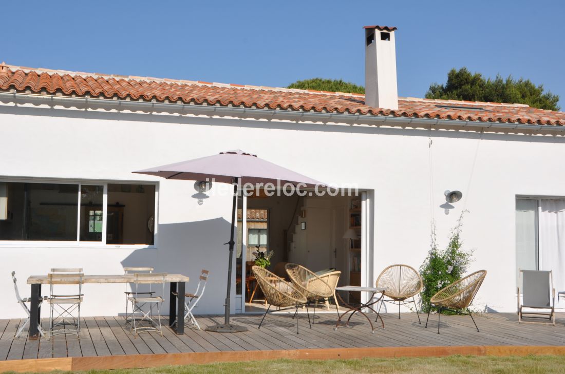 Photo 22 : EXTERIEUR d'une maison située à Les Portes-en-Ré, île de Ré.