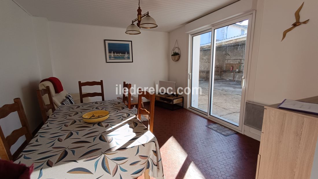 Photo 7 : NC d'une maison situ&eacute;e &agrave; La Flotte-en-R&eacute;, &icirc;le de R&eacute;.