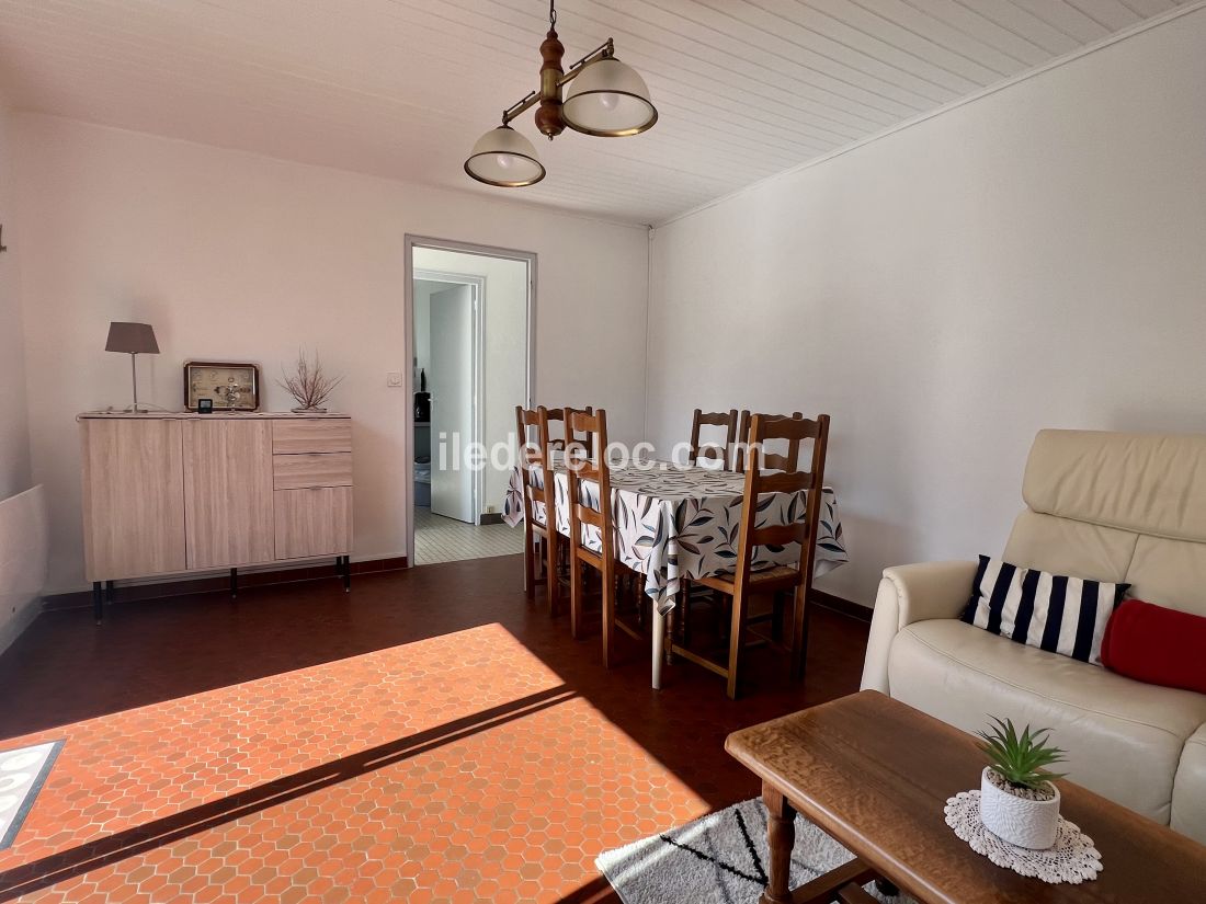 Photo 5 : NC d'une maison situ&eacute;e &agrave; La Flotte-en-R&eacute;, &icirc;le de R&eacute;.