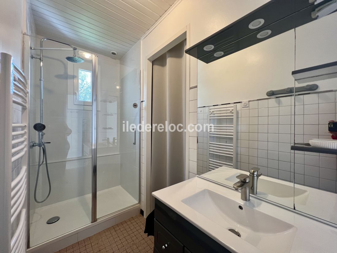 Photo 13 : NC d'une maison situ&eacute;e &agrave; La Flotte-en-R&eacute;, &icirc;le de R&eacute;.