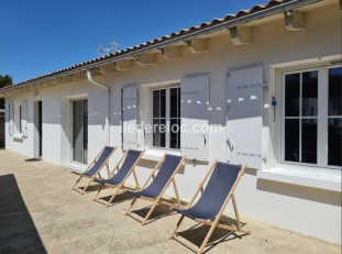 Ile de R&eacute;:300d la clavette - l'idéal dans le centre de la flotte avec parking