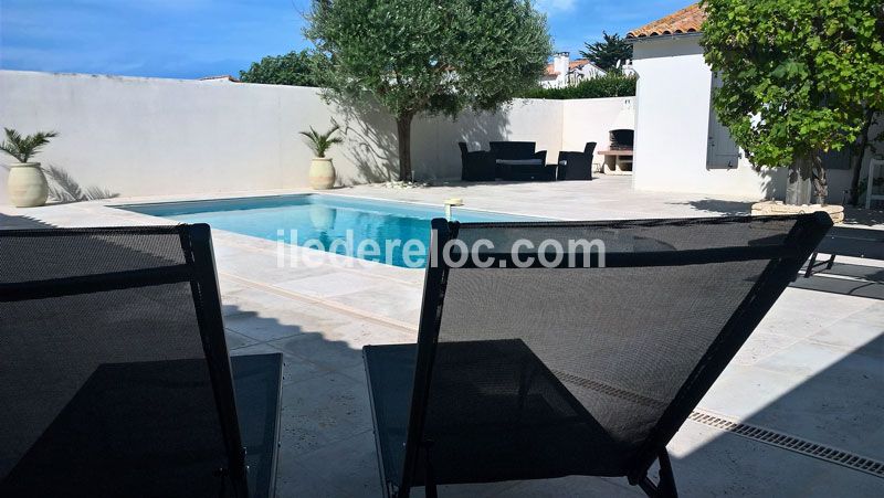 Photo 1 : TERRASSE d'une maison située à Saint-Clément-des-Baleines, île de Ré.