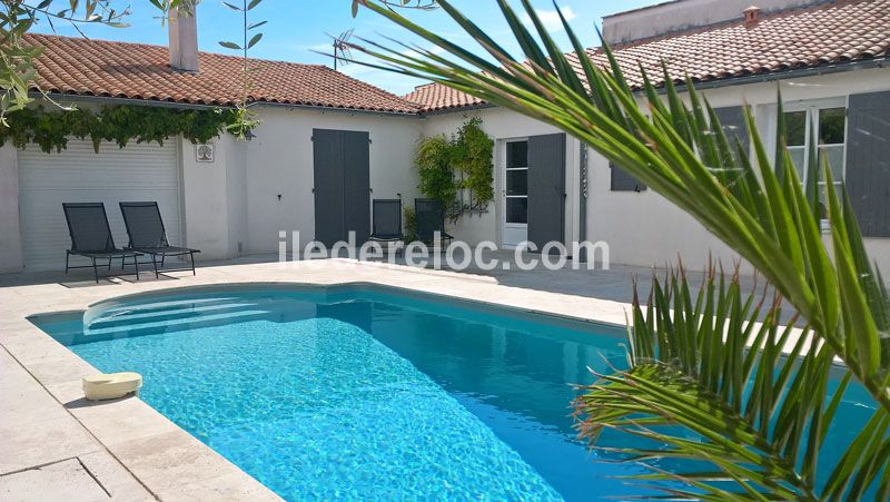 Photo 2 : PISCINE d'une maison située à Saint-Clément-des-Baleines, île de Ré.