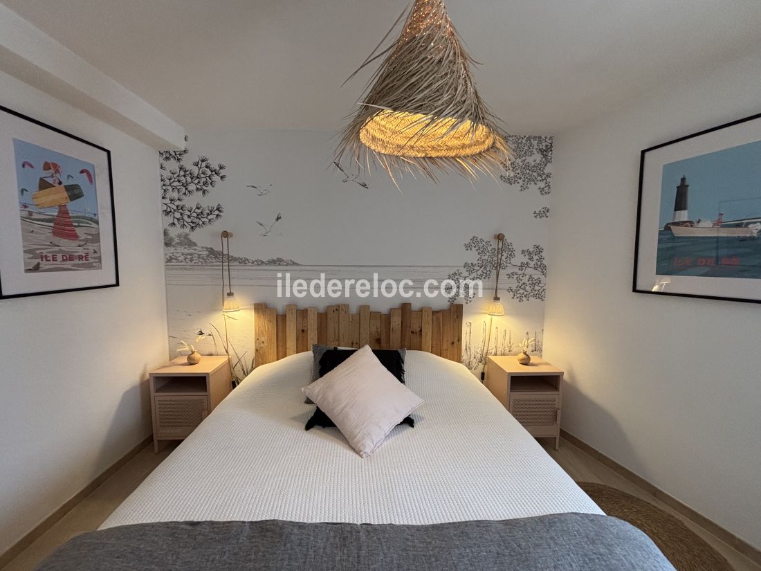Photo 24 : CHAMBRE d'une maison située à Le Bois-Plage-en-Ré, île de Ré.