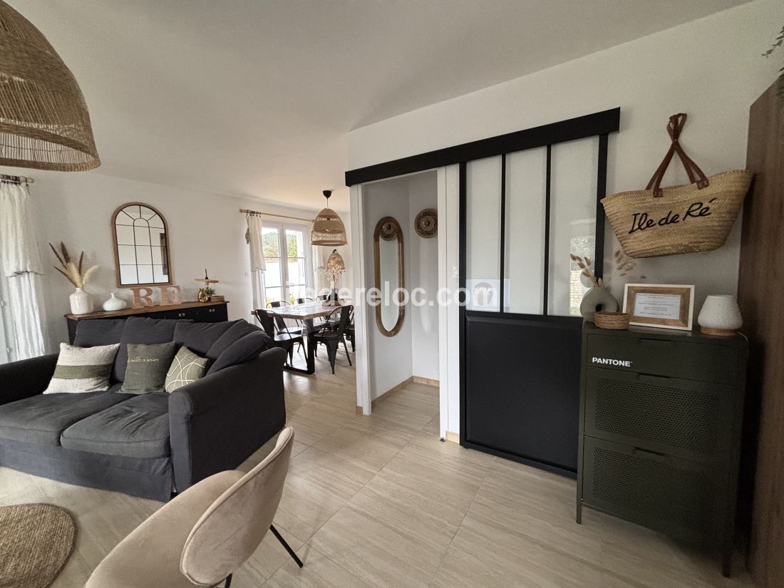 Photo 5 : ENTREE d'une maison située à Le Bois-Plage-en-Ré, île de Ré.