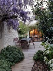 Ile de Ré:Maison de village avec jardin au coeur de sainte marie de ré