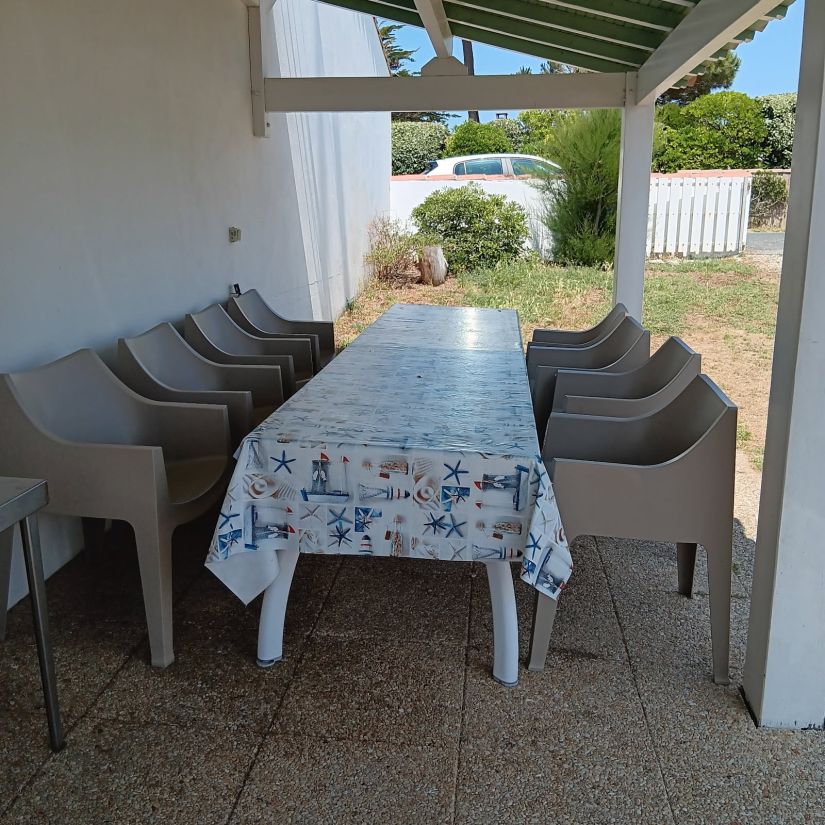 Photo 5 : TERRASSE d'une maison située à Sainte-Marie-de-Ré, île de Ré.