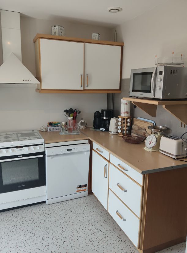 Photo 22 : CUISINE d'une maison située à Sainte-Marie-de-Ré, île de Ré.