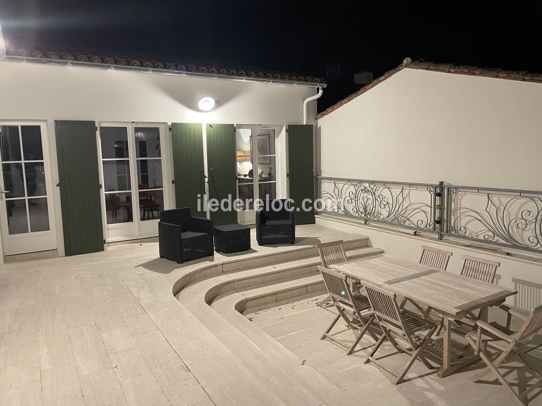 Photo 15 : TERRASSE d'une maison située à Sainte-Marie-de-Ré, île de Ré.