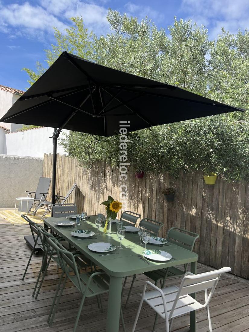 Photo 34 : TERRASSE d'une maison située à La Flotte-en-Ré, île de Ré.