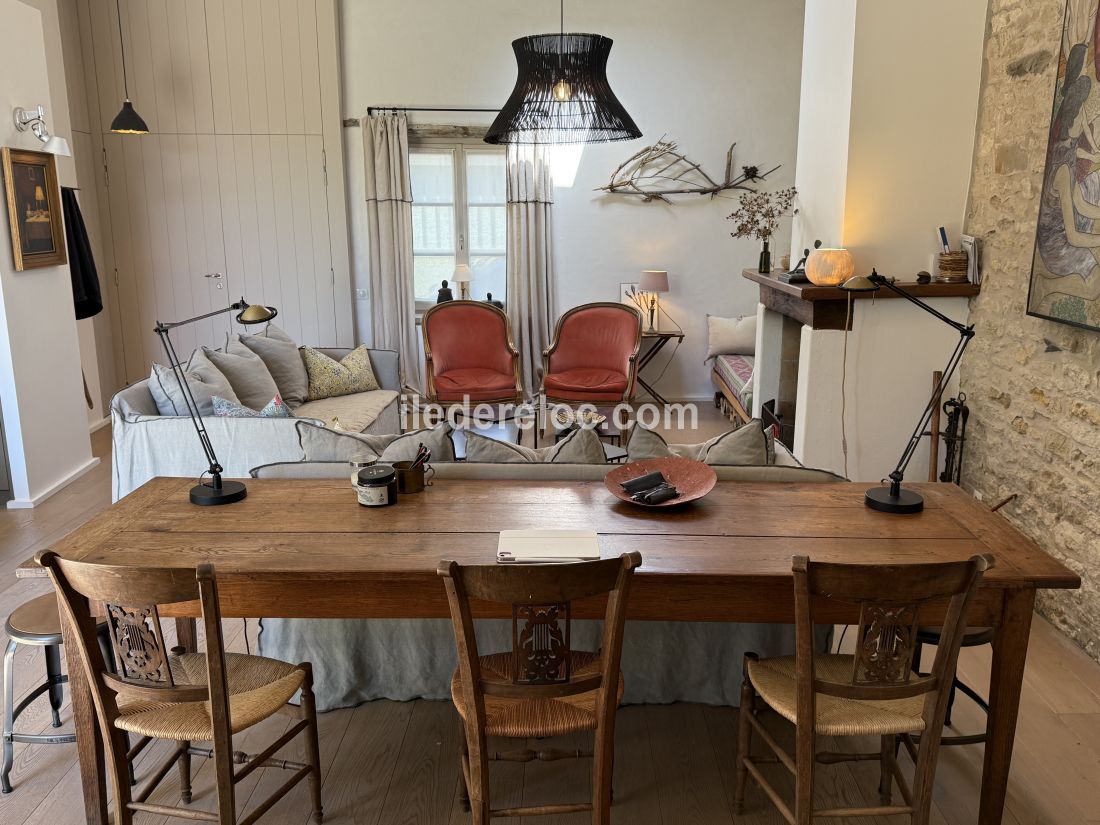 Photo 15 : SEJOUR d'une maison située à Ars en Ré, île de Ré.