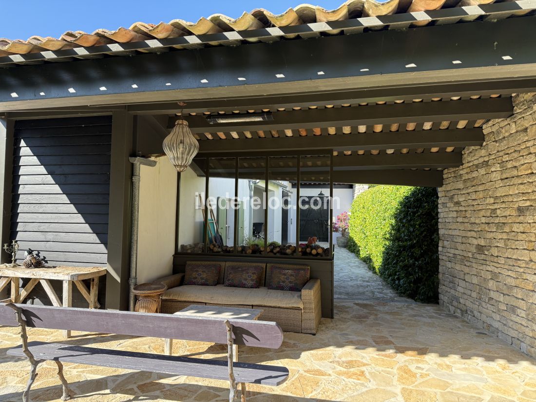Photo 10 : JARDIN d'une maison située à Ars en Ré, île de Ré.