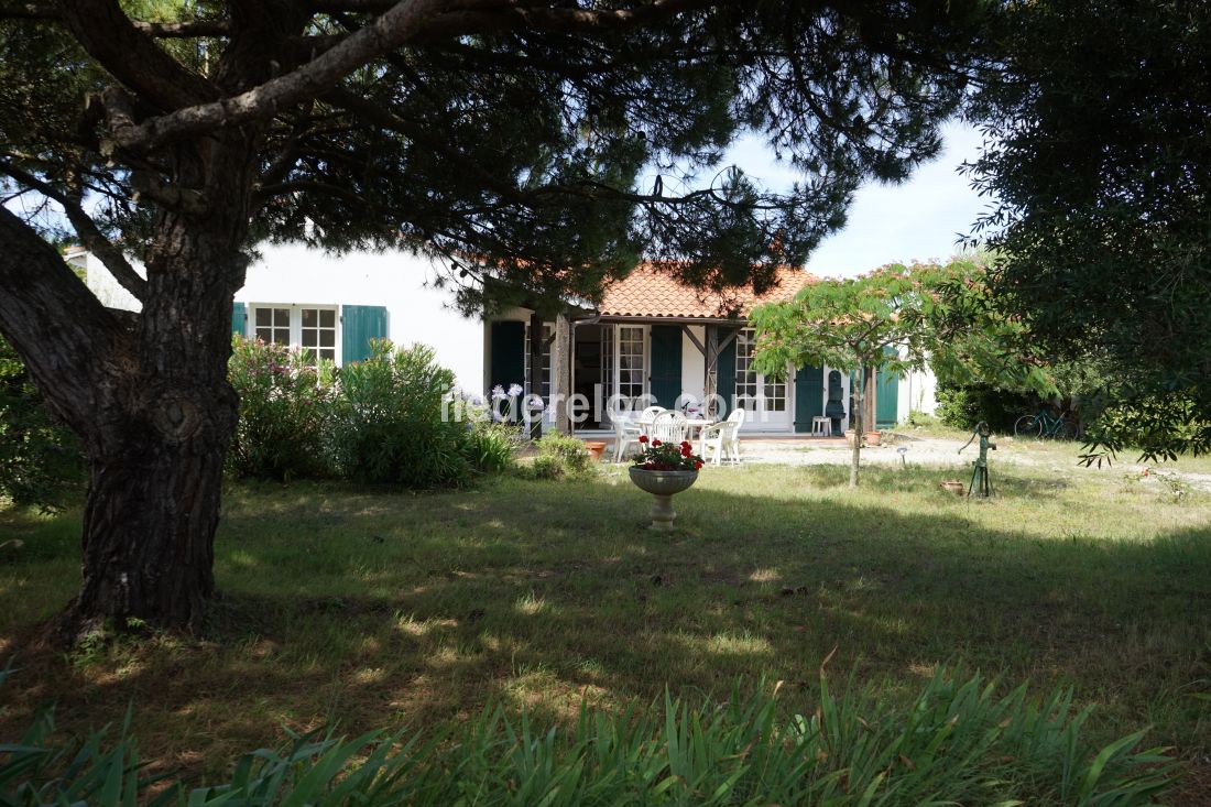 Photo 1 : NC d'une maison située à Loix, île de Ré.