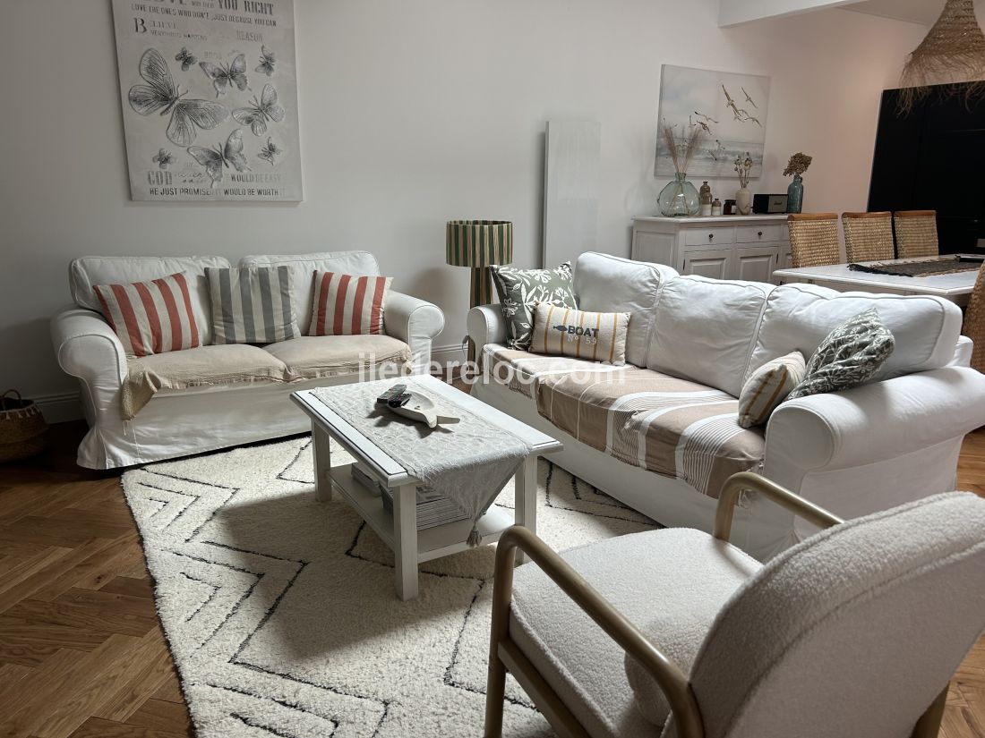 Photo 15 : SEJOUR d'une maison située à Les Portes-en-Ré, île de Ré.