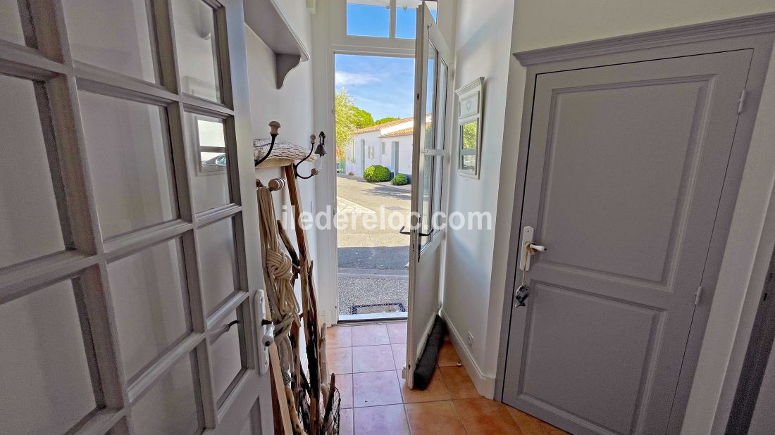 Photo 17 : ENTREE d'une maison située à La Flotte-en-Ré, île de Ré.