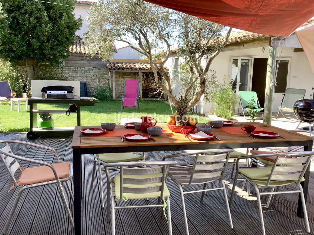 Photo 6 : TERRASSE d'une maison située à Sainte-Marie-de-Ré, île de Ré.