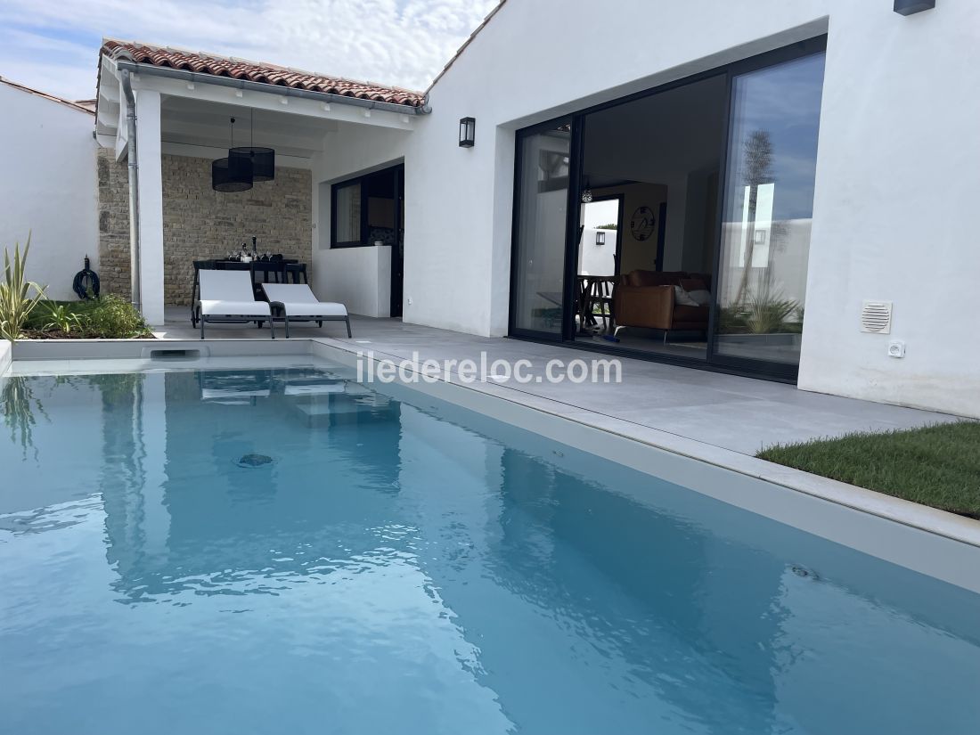 Photo 6 : PISCINE d'une maison située à Le Bois-Plage-en-Ré, île de Ré.