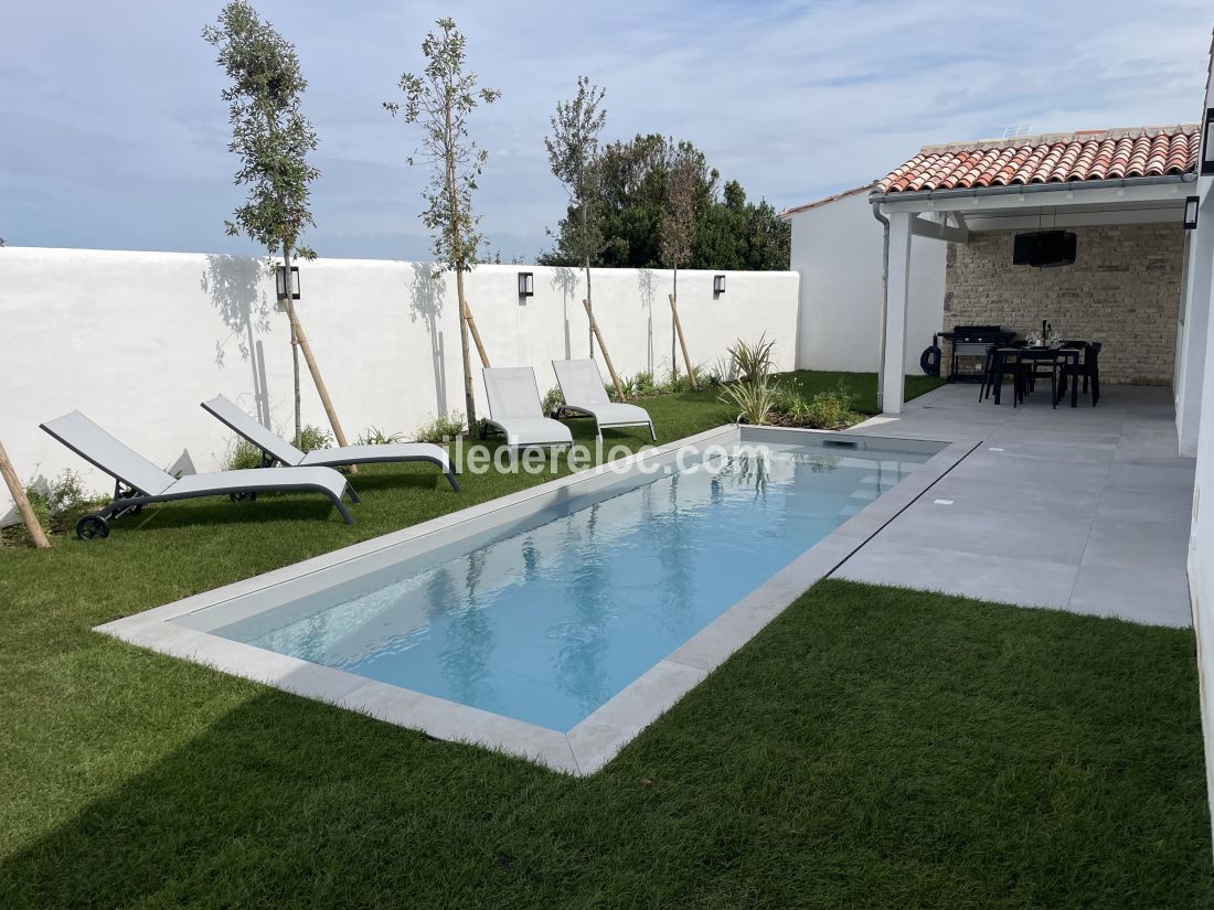 Photo 3 : PISCINE d'une maison située à Le Bois-Plage-en-Ré, île de Ré.