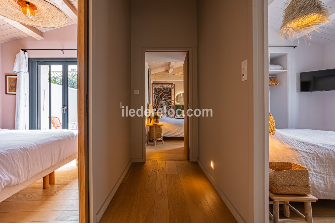 Photo 19 : CHAMBRE d'une maison située à Le Bois-Plage-en-Ré, île de Ré.