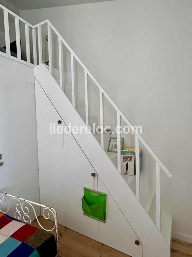 Photo 42 : CHAMBRE d'une maison située à La Couarde-sur-mer, île de Ré.