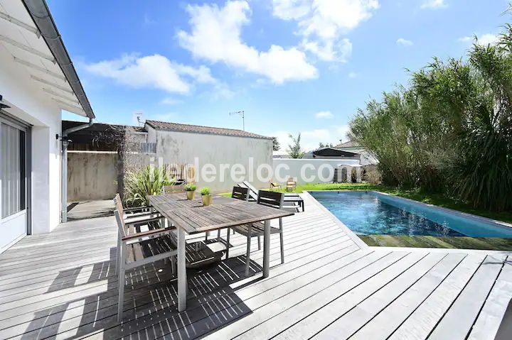 Photo 5 : TERRASSE d'une maison située à Sainte-Marie-de-Ré, île de Ré.