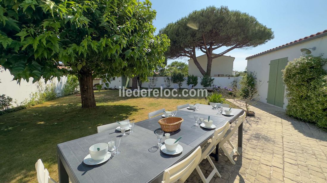 Photo 18 : JARDIN d'une maison située à La Couarde-sur-mer, île de Ré.