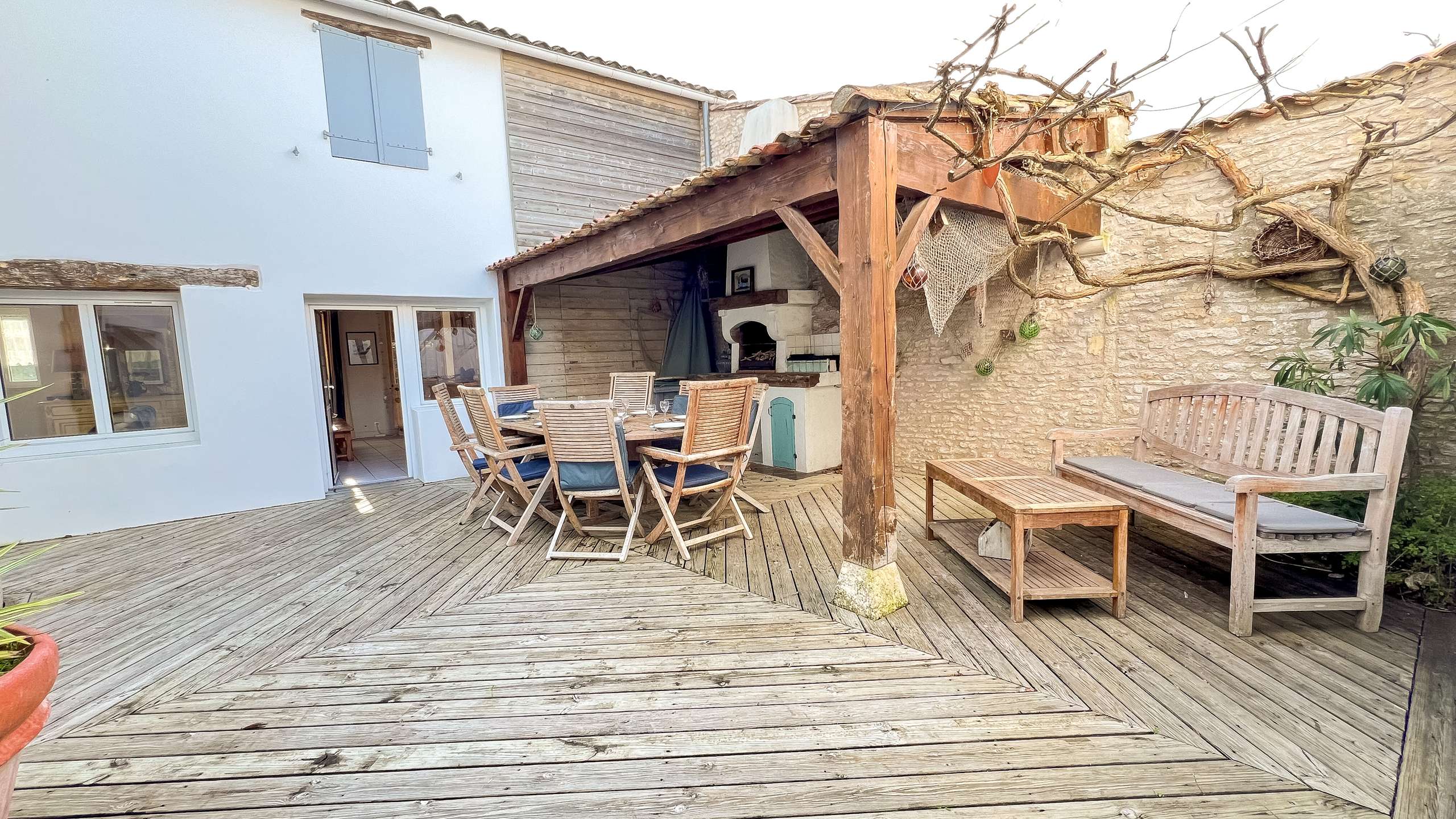 Photo 3 :  d'une maison située à La Couarde-sur-mer, île de Ré.