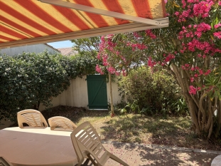 Ile de R&eacute;:Maison de famille flottaise