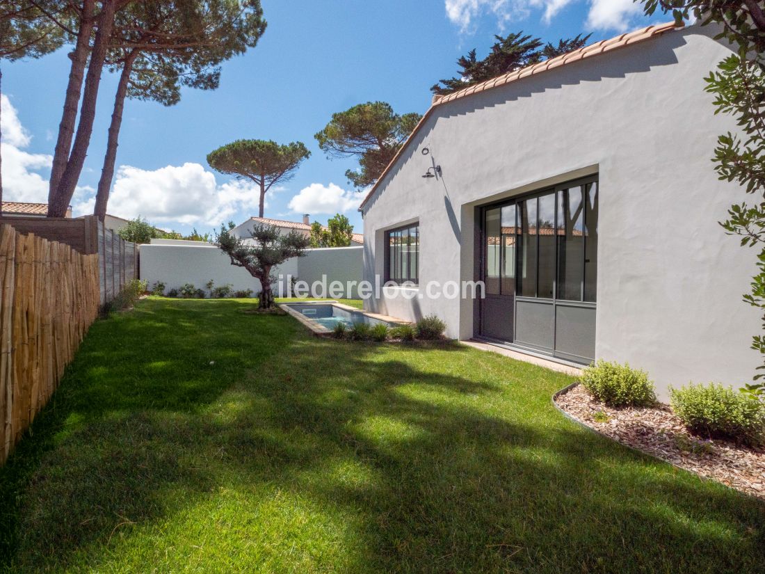 Photo 2 : NC d'une maison située à Le Bois-Plage-en-Ré, île de Ré.