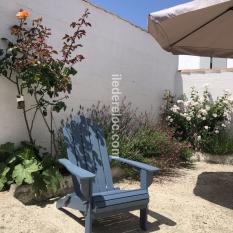 Ile de Ré:Maison de vacances à la flotte t3 , 3 étoiles, 70m², avec grande cour ensoleillé