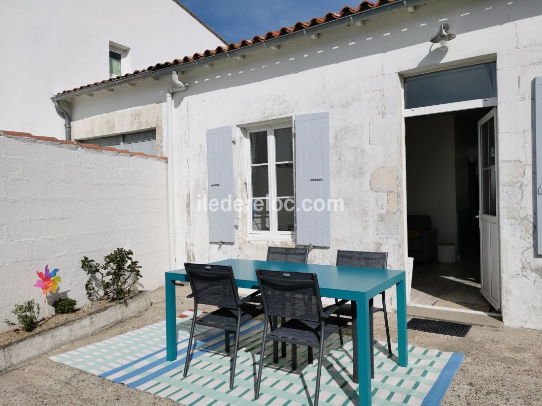 Photo 11 : PATIO d'une maison située à La Flotte-en-Ré, île de Ré.