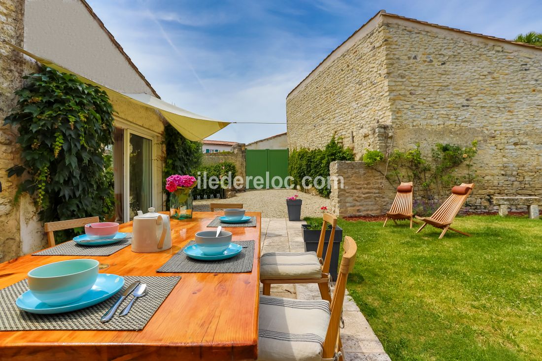 Photo 3 : JARDIN d'une maison située à La Flotte-en-Ré, île de Ré.