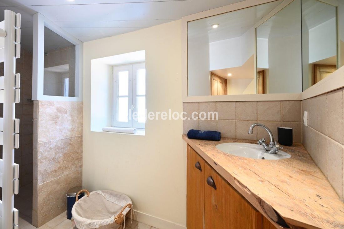 Photo 12 : NC d'une maison situ&eacute;e &agrave; Le Bois-Plage-en-R&eacute;, &icirc;le de R&eacute;.