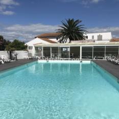 Ile de Ré:Villa n°13 dans résidence avec piscine chauffée en bord de mer