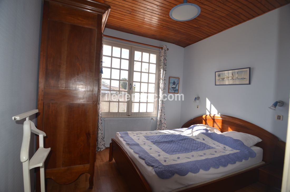 Photo 7 : CHAMBRE d'une maison située à Le Bois-Plage-en-Ré, île de Ré.