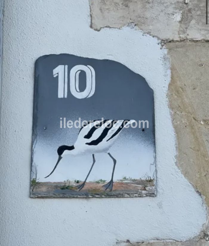 Photo 3 : EXTERIEUR d'une maison située à La Flotte-en-Ré, île de Ré.