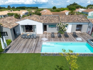 Ile de Ré:Villa hécate - maison d'architecte pour plusieurs familles