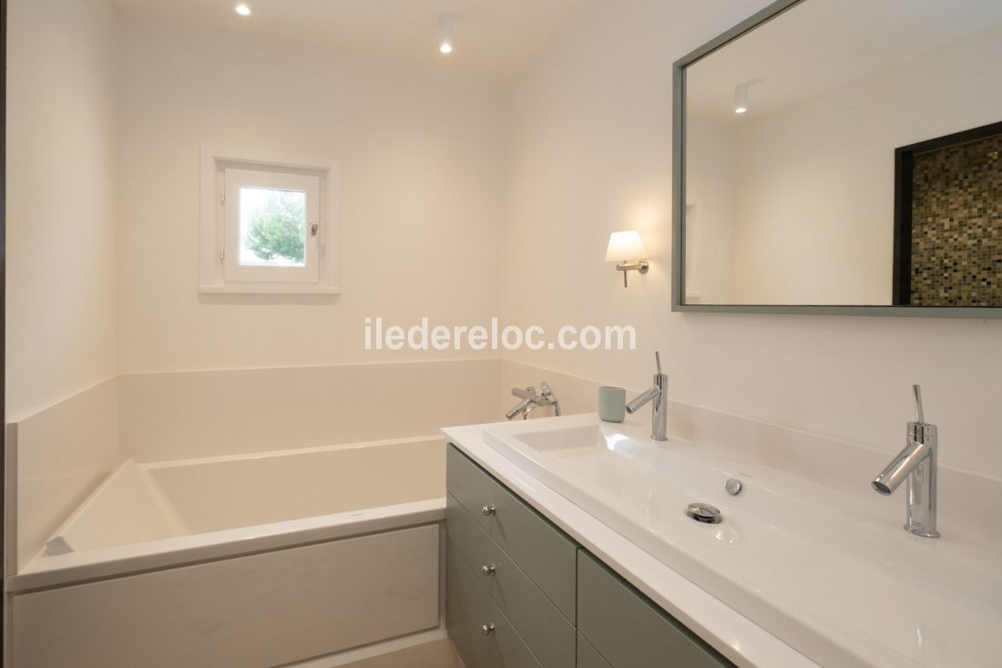 Photo 6 : NC d'une maison située à Loix, île de Ré.