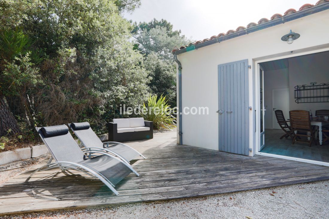 Photo 7 : TERRASSE d'une maison située à Sainte-Marie-de-Ré, île de Ré.