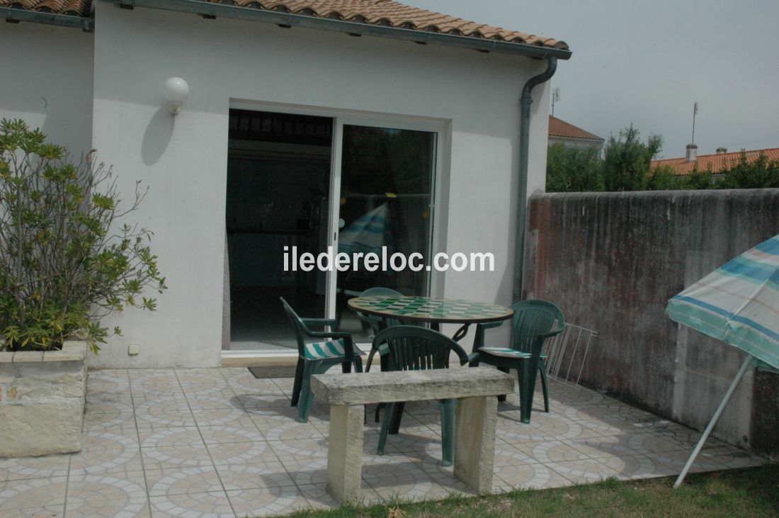 Photo 7 : TERRASSE d'une maison située à Rivedoux-Plage, île de Ré.