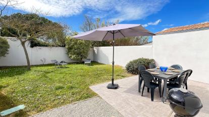 ile de ré Jolie maison  tage avec jardin et parking priv