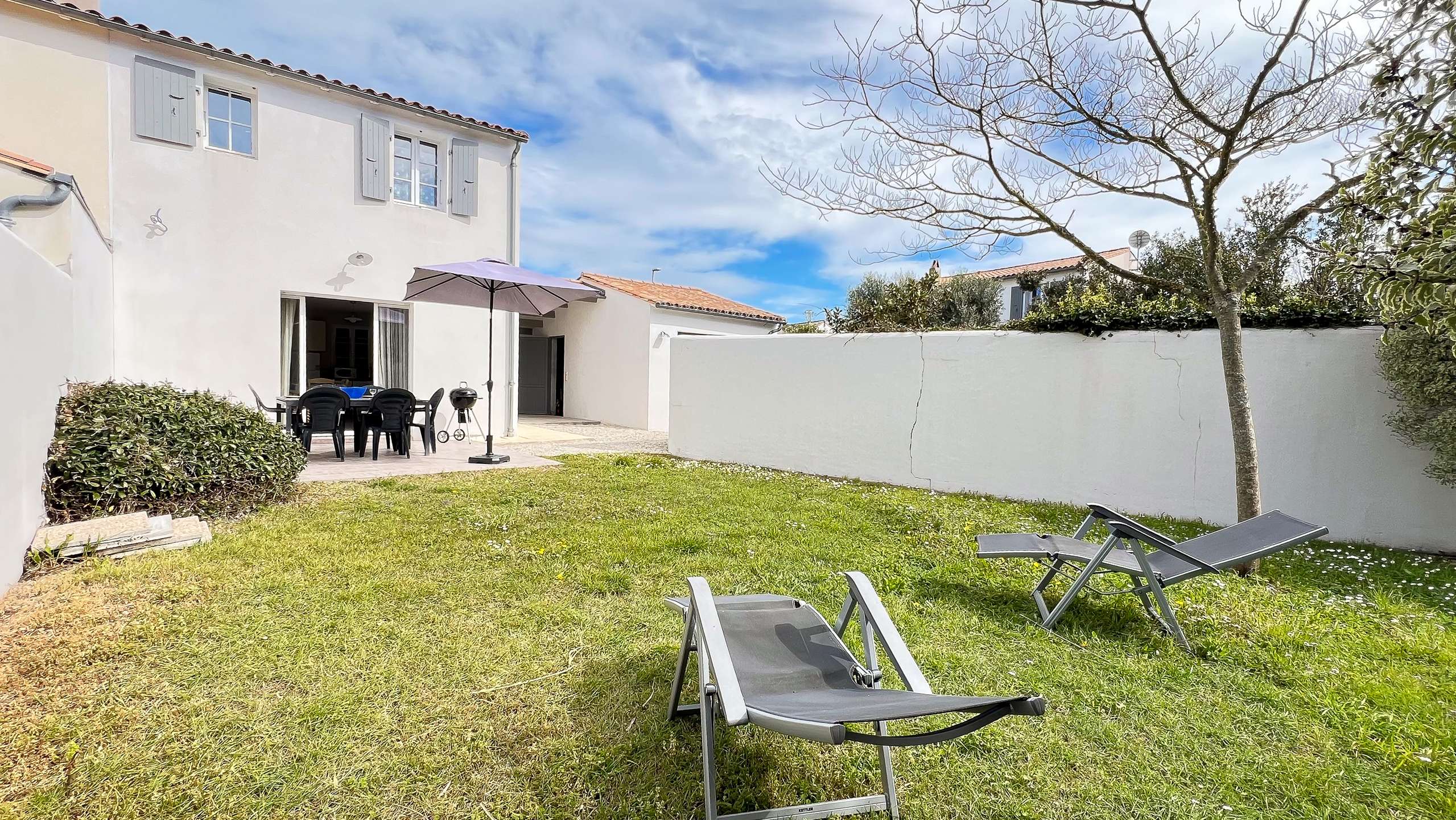 Photo 2 :  d'une maison située à Le Bois-Plage-en-Ré, île de Ré.