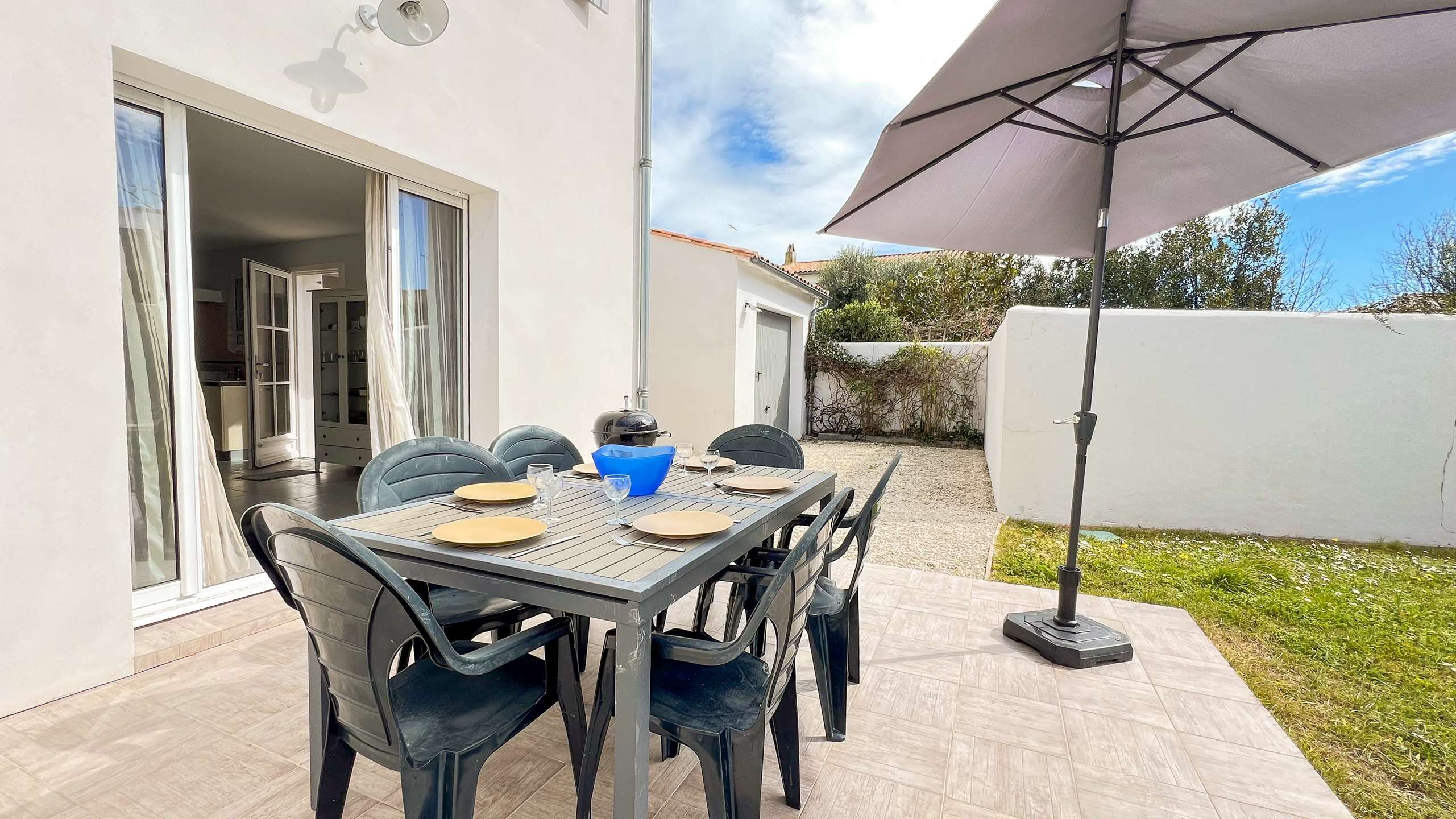 Photo 3 :  d'une maison située à Le Bois-Plage-en-Ré, île de Ré.