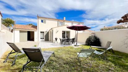 ile de ré Jolie maison familiale avec jardin et parking