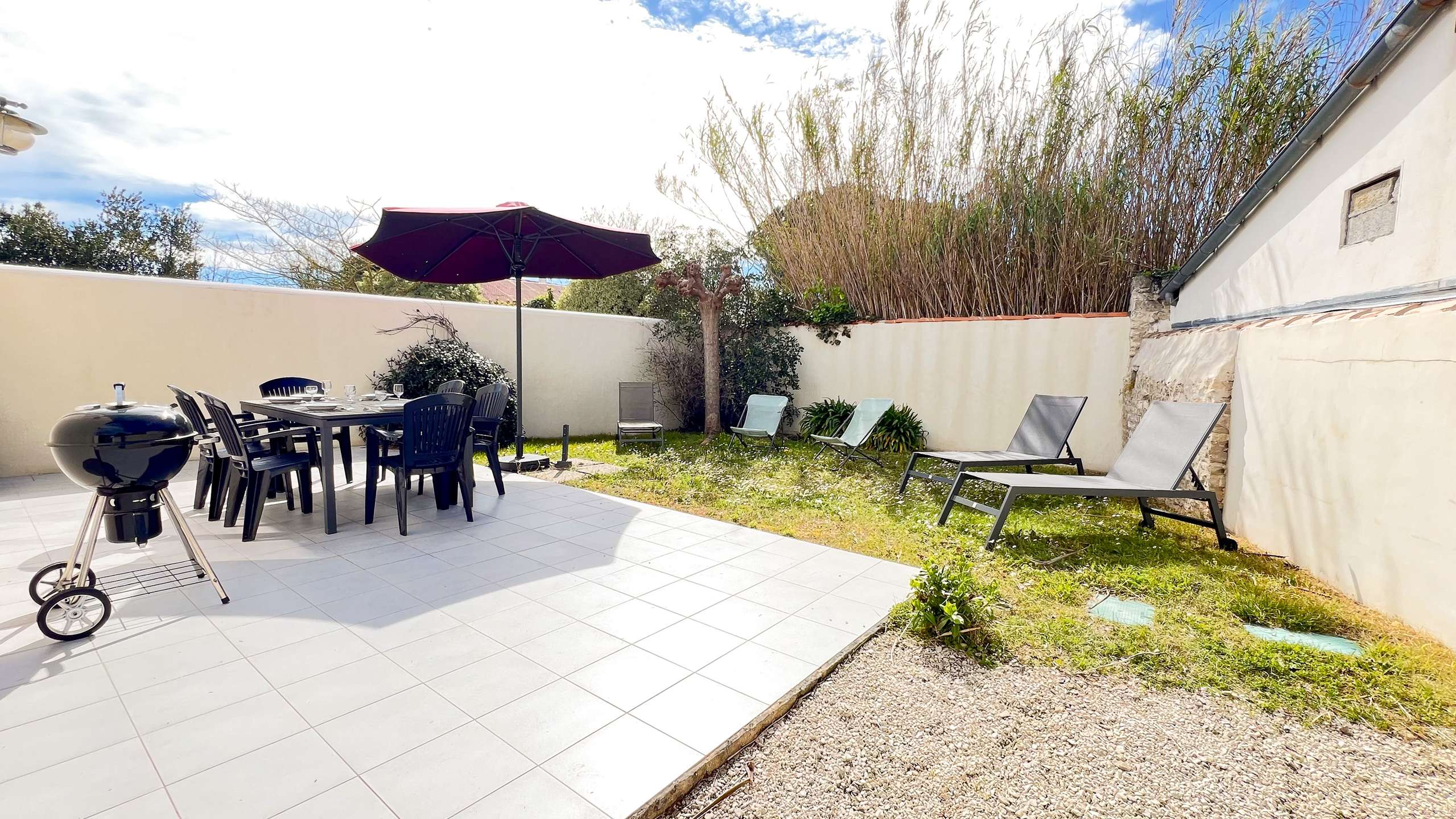 Photo 3 :  d'une maison située à Le Bois-Plage-en-Ré, île de Ré.