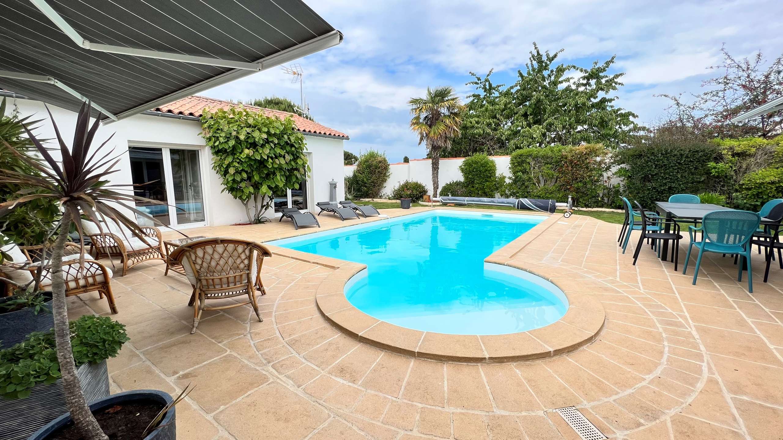 Photo 1 :  d'une maison située à Saint-Martin-de-Ré, île de Ré.