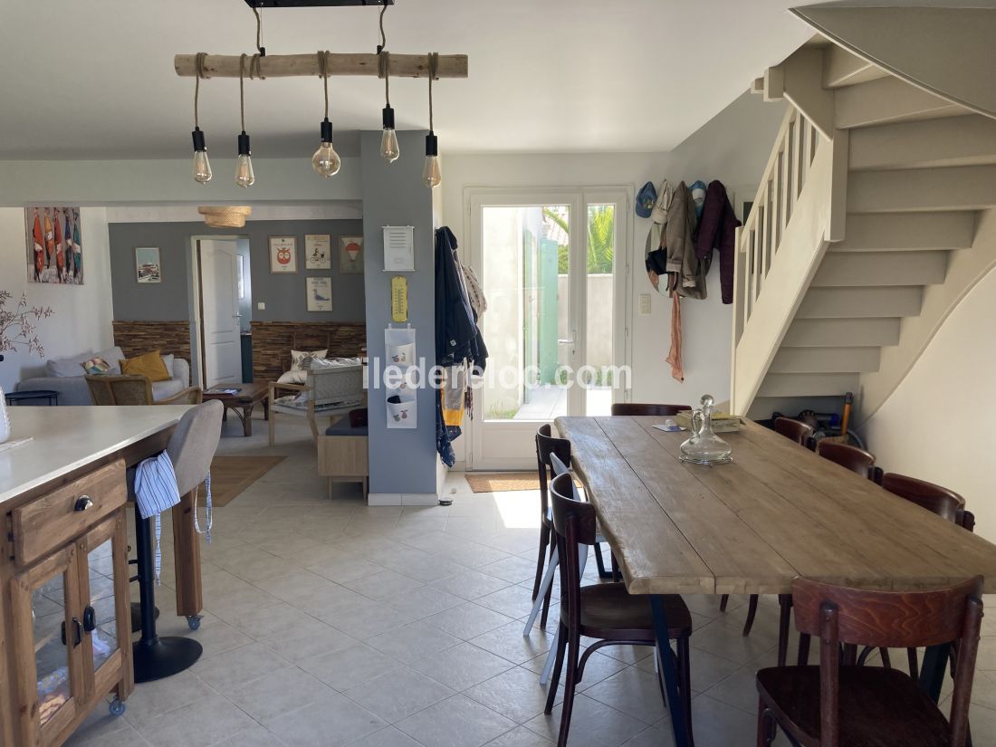 Photo 9 : SEJOUR d'une maison située à La Couarde-sur-mer, île de Ré.